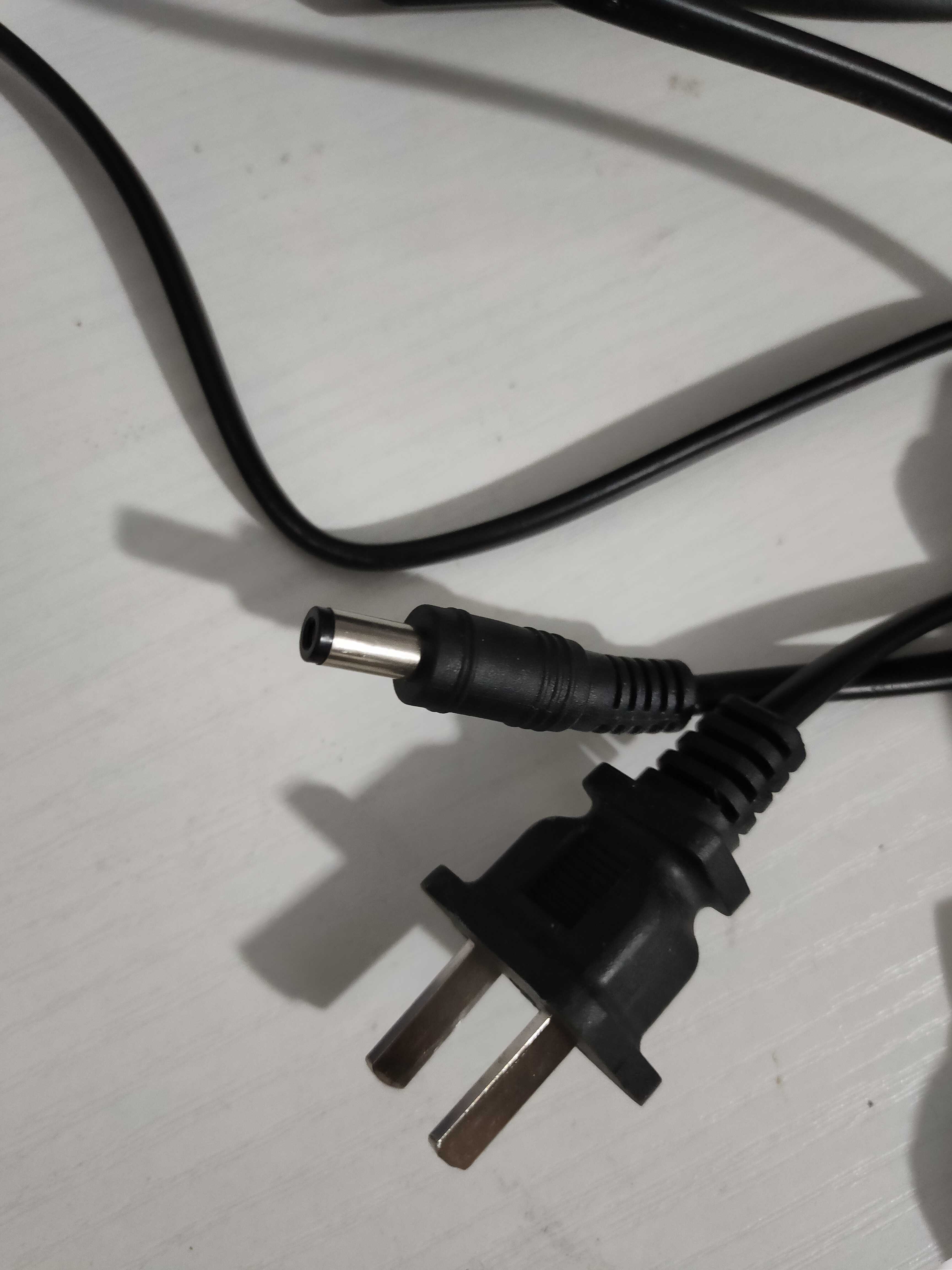 12伏锂电池充电器聚合物6安8A10a三元一体机带风扇美格尔12.6