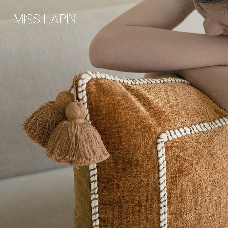 澜品回廊橘色绣花边绑绳抱枕客厅新中式靠枕腰枕沙发床头靠枕