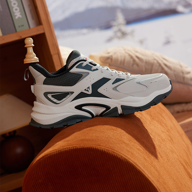 加毛运动时尚鞋