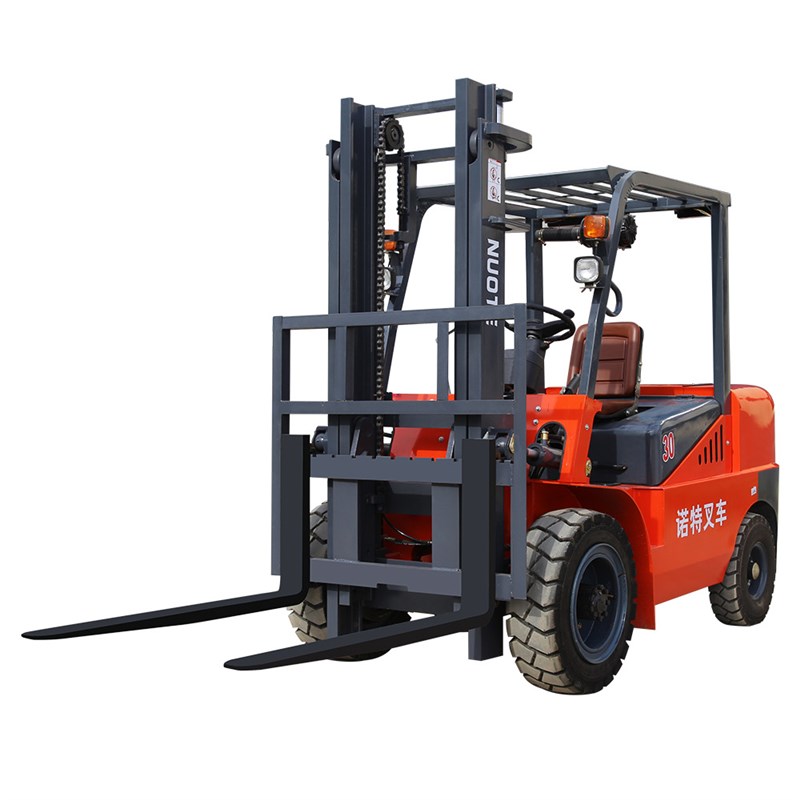 厂家柴油叉车3吨3.5吨仓储物流四驱K柴油叉车泥泞路段越野叉车