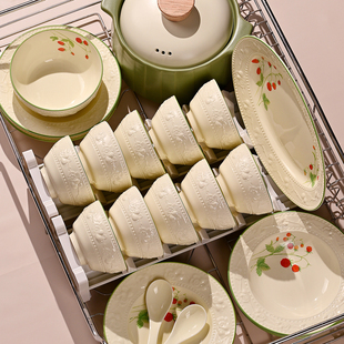 2025碗碟套装家用高颜值餐具套装釉下彩可爱奶油风陶瓷碗盘筷礼物