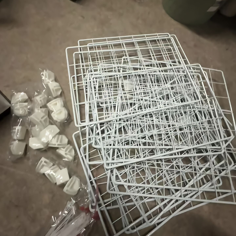 简约白色新款衣橱收纳架隔层伸缩收纳隔板分层架柜子橱柜隔层