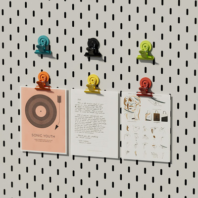 洞洞板磁性挂钩配件金属磁吸夹免打孔壁挂式多功能收纳磁力贴夹子