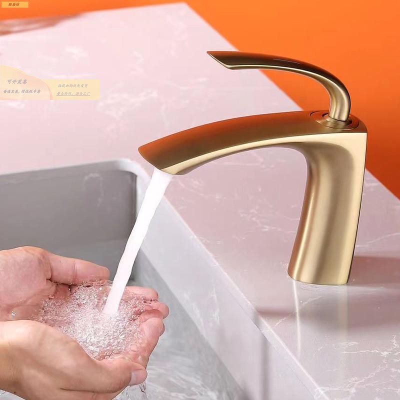 全铜拉丝金冷热水龙头卫生间洗手洗脸盆面盆洗手盆浴室柜台盆金色