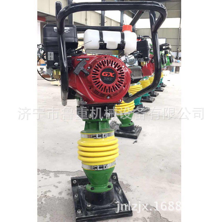 生产汽油机冲击夯运费 HCR90型振动冲击夯 优质路面压实机