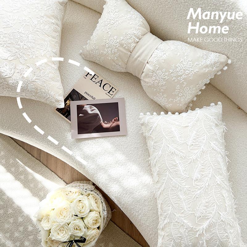 蔓越家 北欧ins网红蝴蝶结抱枕抱枕套含芯客厅沙发靠垫样板间靠枕