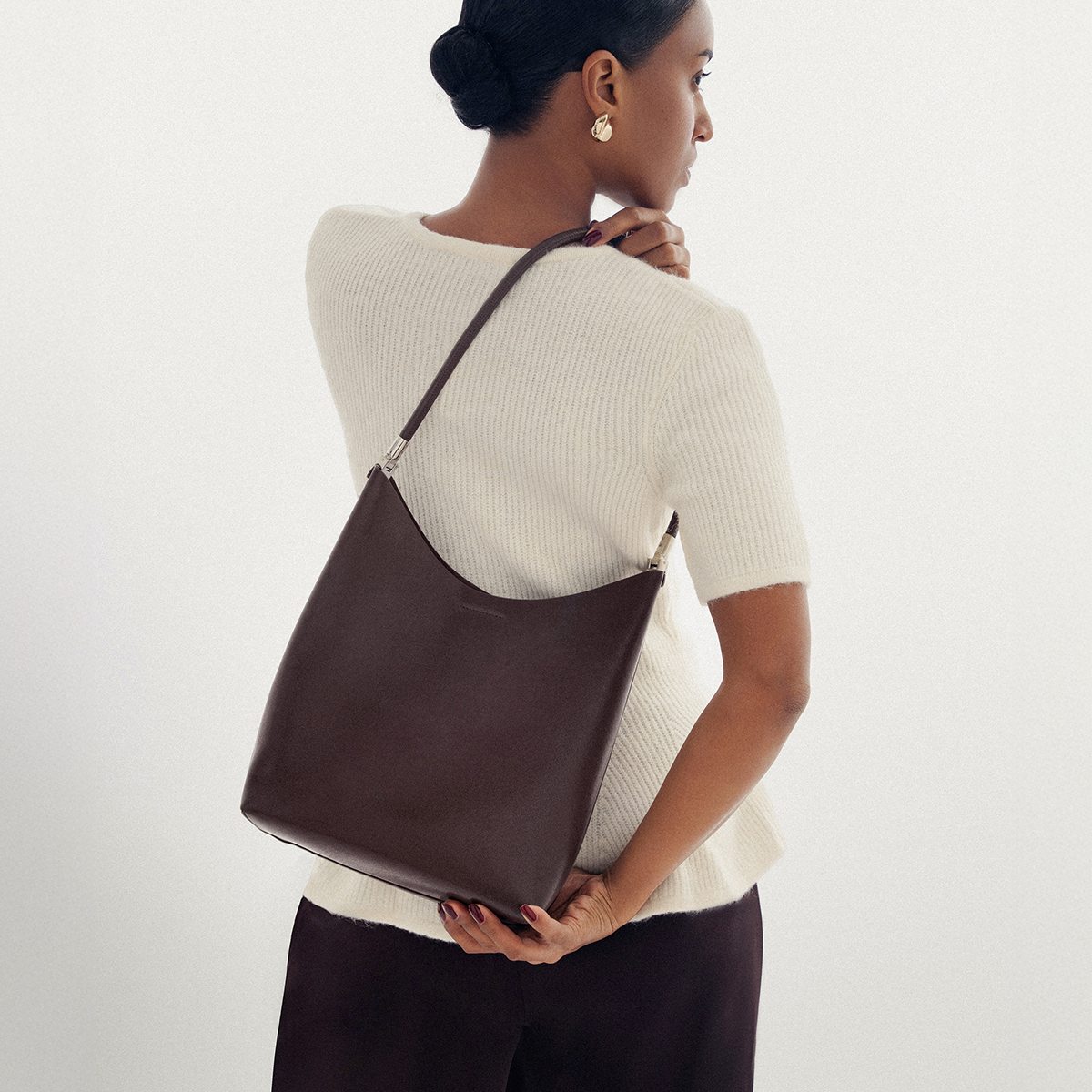 2025新款百搭水桶包简约时尚