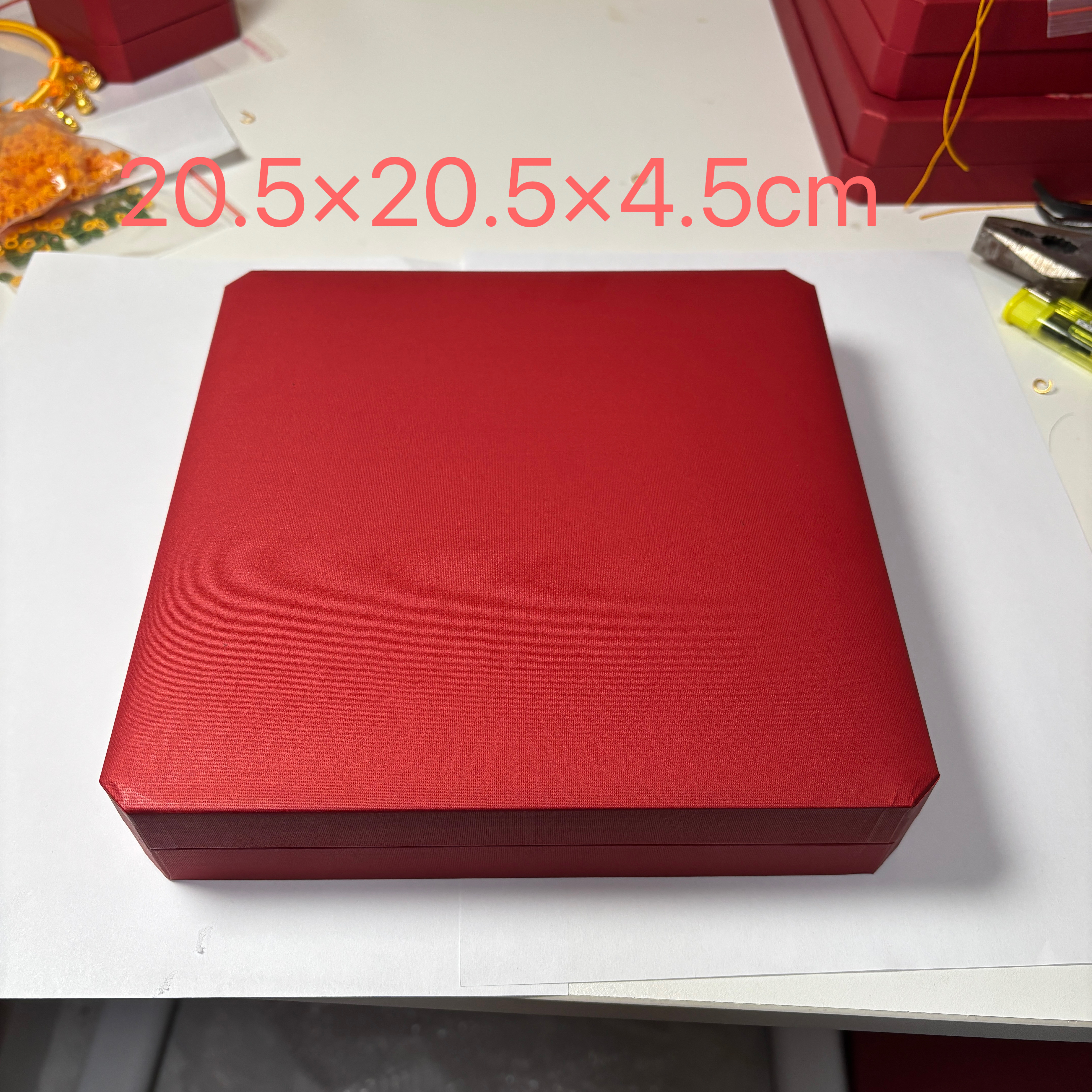高档八角充皮纸首饰盒红色饰品包装盒戒指项链盒手镯吊坠盒子礼盒