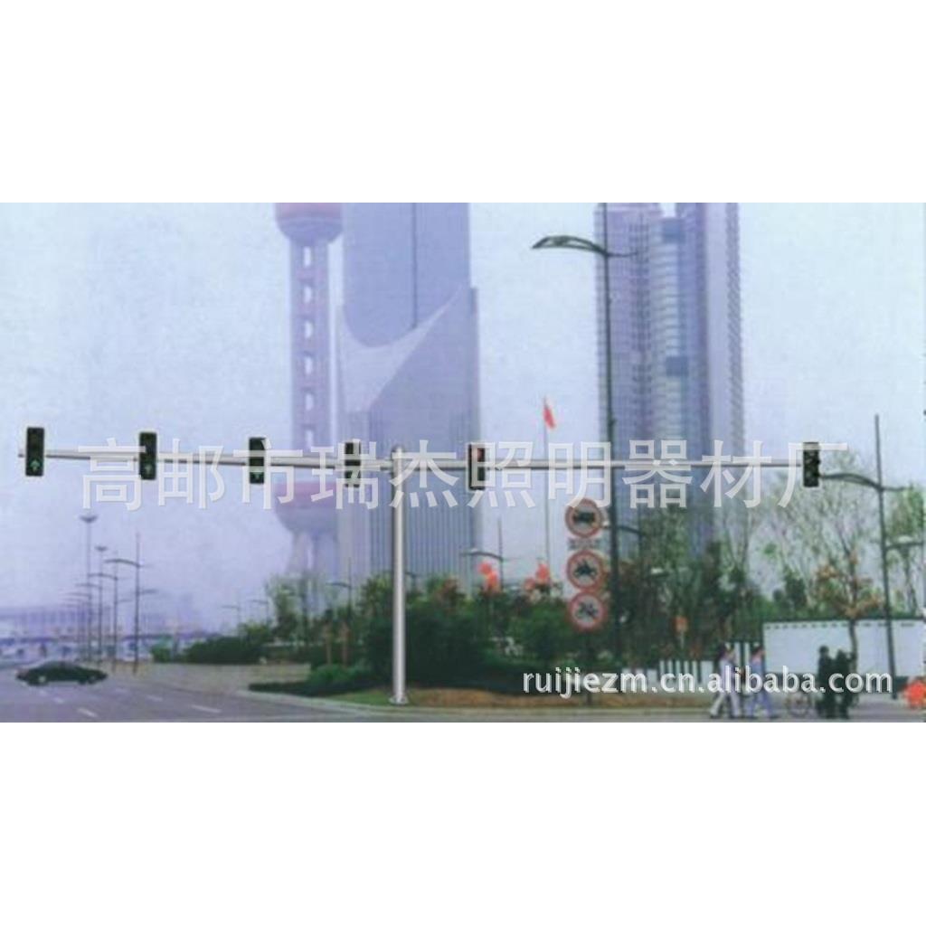 江苏扬州高邮送桥郭集热镀锌锥形八棱角框架信号灯红绿灯立杆厂家