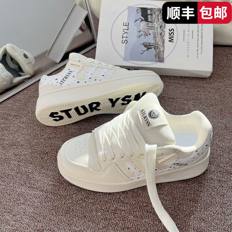 厚底小白鞋2025新款超火港风百搭春季校园风休闲面包鞋女街拍潮流