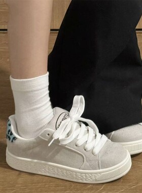 国潮小众黑灰豹纹厚底面包鞋女2026新款复古百搭学生情侣休闲板鞋