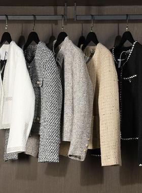 衣服合集衣帽间样板间衣服女士上衣小香风外套摆件轻奢衣柜装饰品