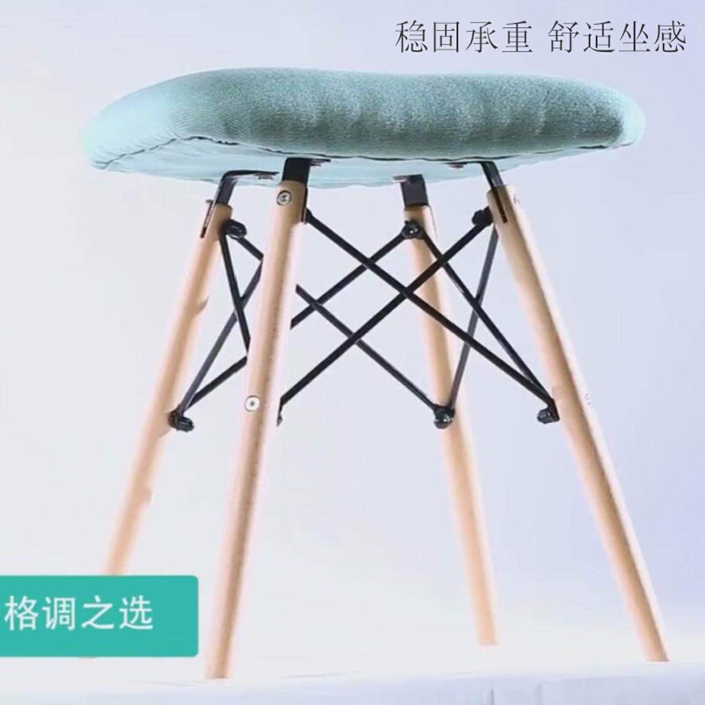 化妆凳子餐桌无靠背椅子不带家用北欧艺术感茶台学习实木舒服餐椅