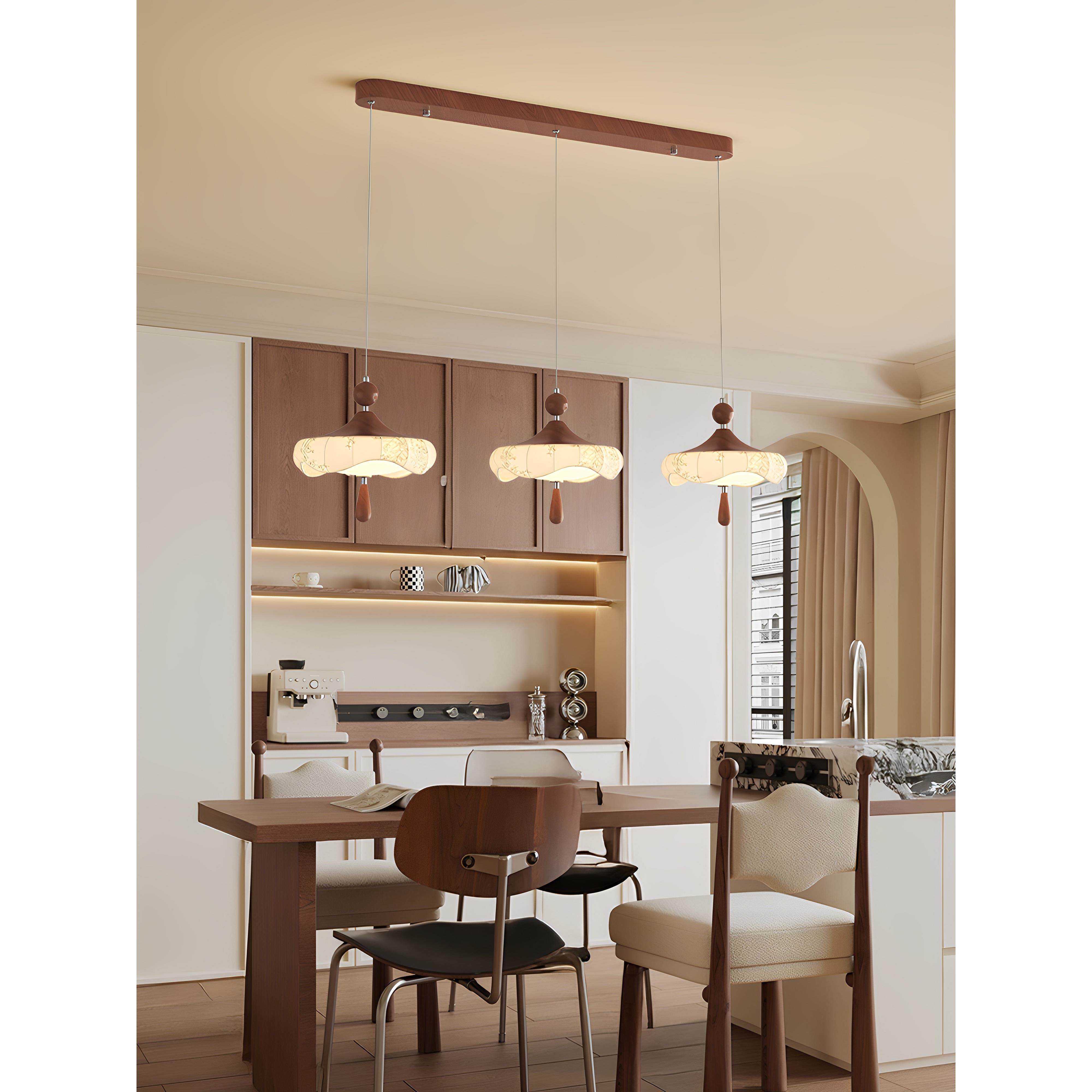 餐厅吊灯2025新款宋式美学印花法式中古风覆古胡桃木纹饭厅吧台灯