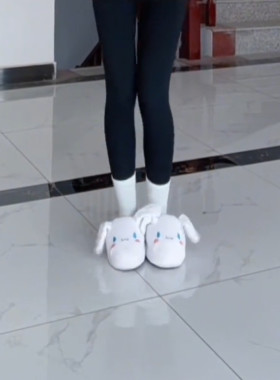 冬季新款玉桂狗拖鞋耳朵会动可爱少女心包头轻便大耳兔子棉拖