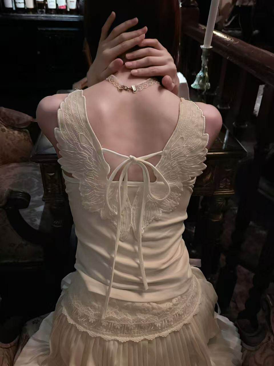 纯欲蕾丝荷叶边V领无袖针织背心女夏季外穿法式独特漂亮绝美上衣