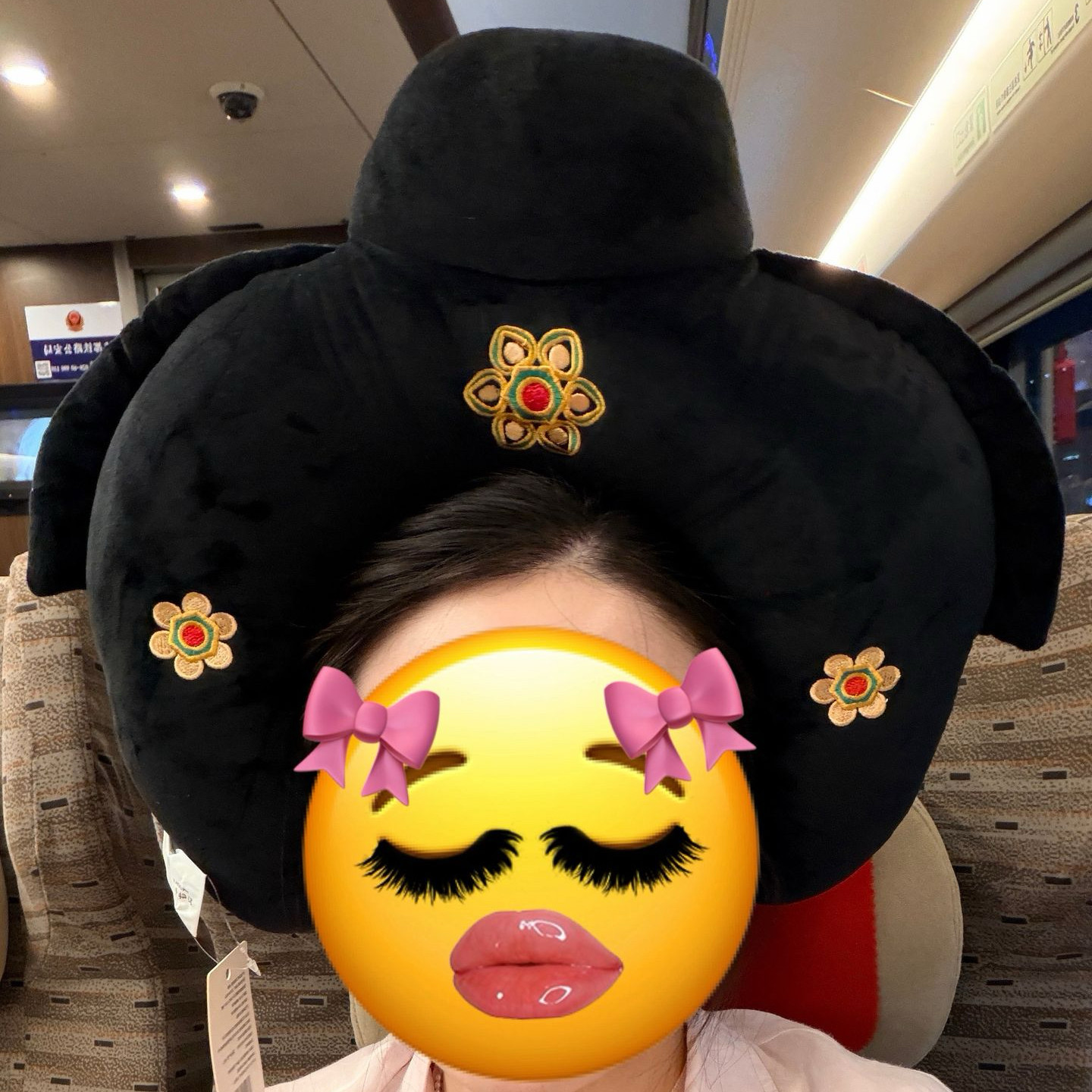 新中式发髻颈枕旅游专用地方文旅可爱睡觉解压便携式靠枕