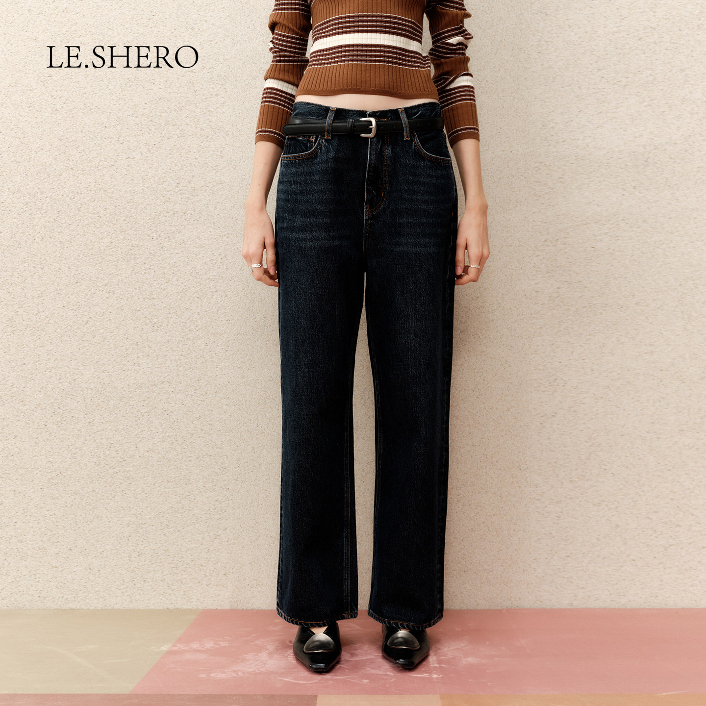 LE.SHERO【辛芷蕾同款】【胶囊系列】复古中腰深蓝色直筒牛仔长裤