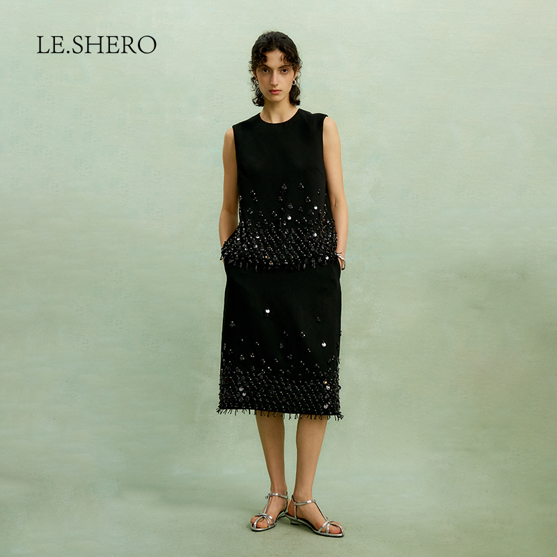 LESHERO显瘦原创设计钉珠半身裙