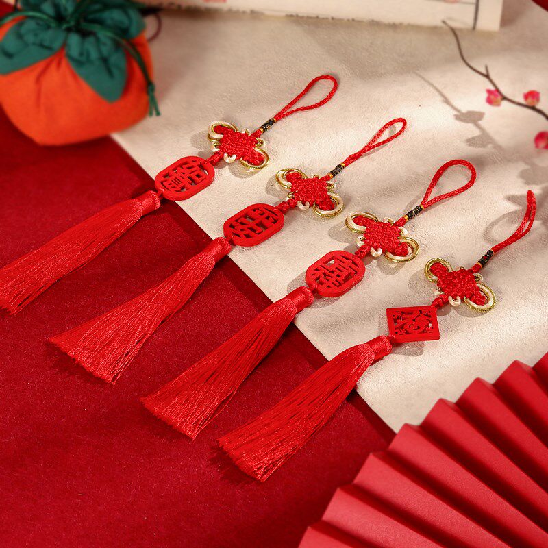 中国结小挂件装饰门把车s载木质喜庆新年手工编绳红色流苏穗子挂