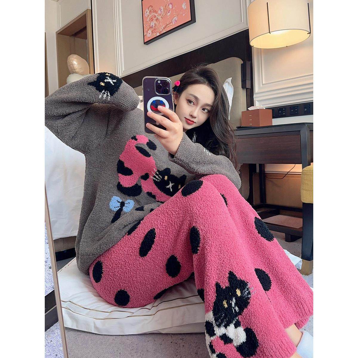 可爱睡衣女款秋冬季珊瑚绒开衫家居服半边绒套头套装加绒加厚新款,女士内衣/男士内衣/家居服,睡衣/家居服套装,淘宝优惠券,粉丝福利购,淘宝优惠卷