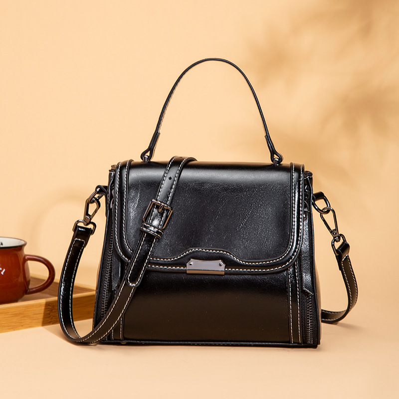 淘印*秋冬新款潮流经典复古女包大容量简约手提斜挎单价小方包包