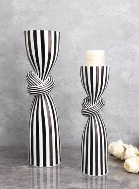 简约现代创意黑白条纹扭结烛台树脂摆件样板房客厅餐厅桌面装饰品