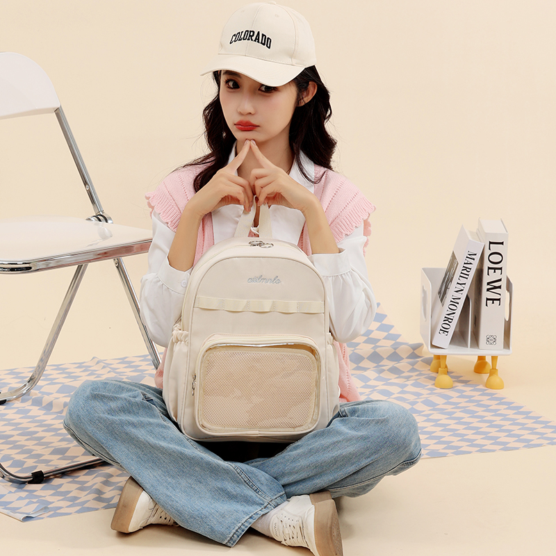 白色高颜值痛包双肩包吧唧包女童秋游小清新二次元迷你背包多巴胺