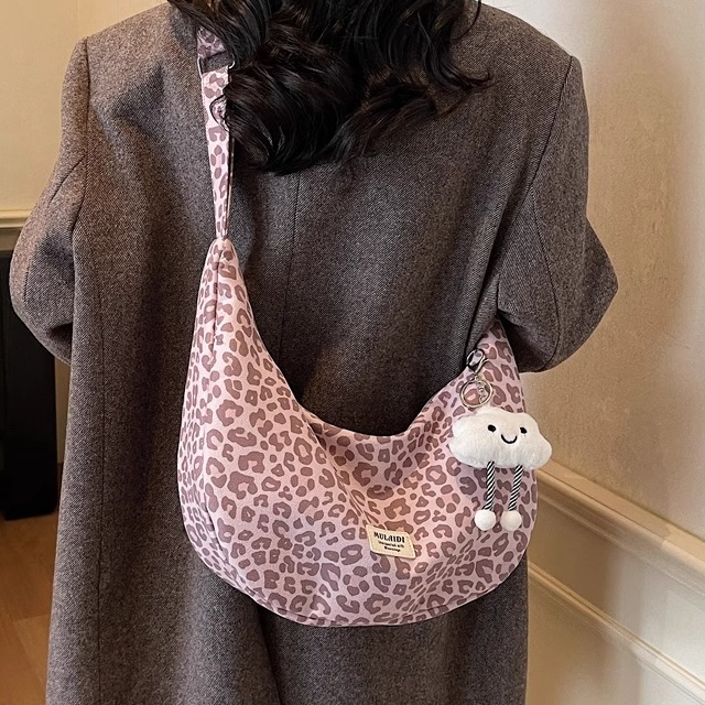 豹纹包包女2025新款轻便时尚百搭