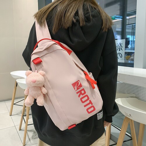 装12寸iPad平板收纳的包2026新款女士运动单肩斜挎挎包背包胸包女