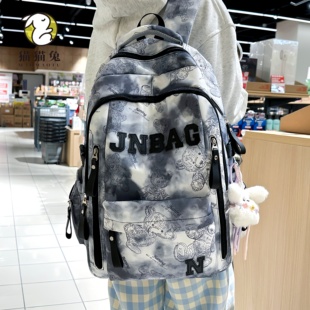 书包黑色初中女生大容量双肩包男款轻便耐脏耐用高中学生通勤肩包