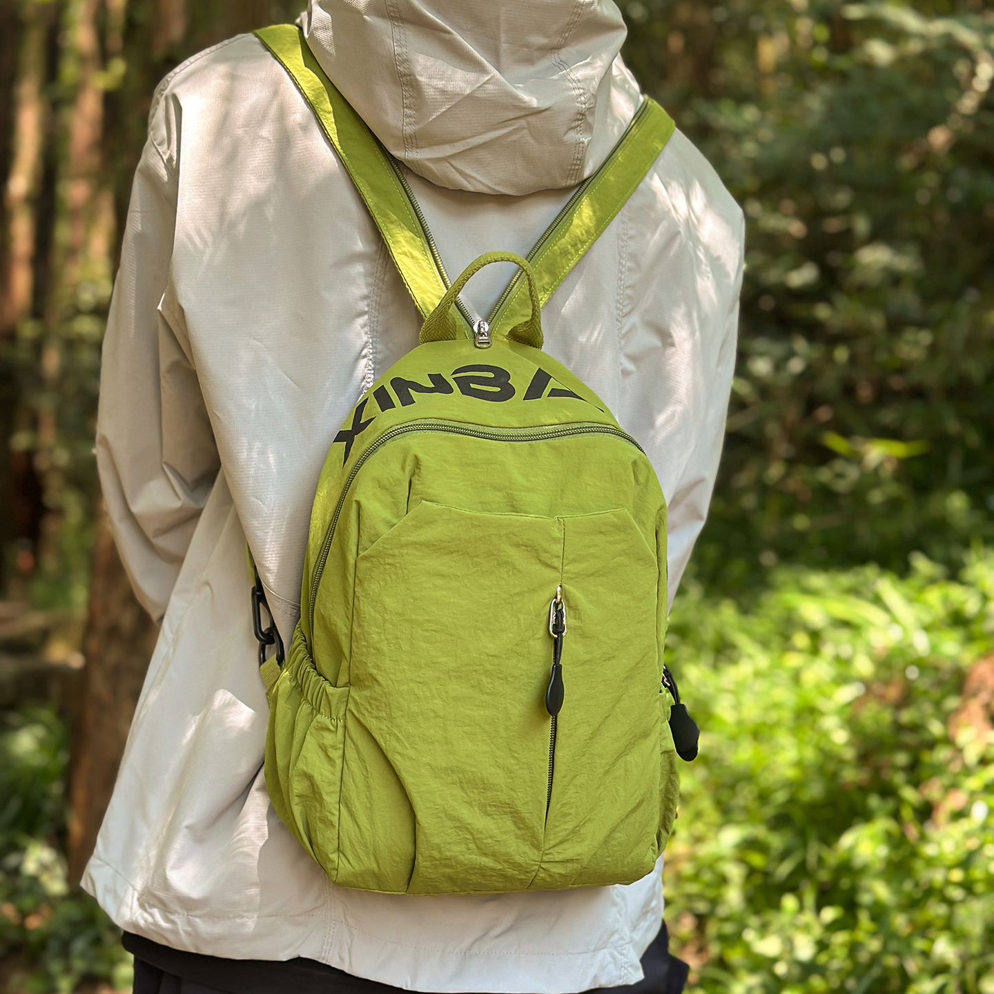 多功能两用登山包轻便旅游双肩包