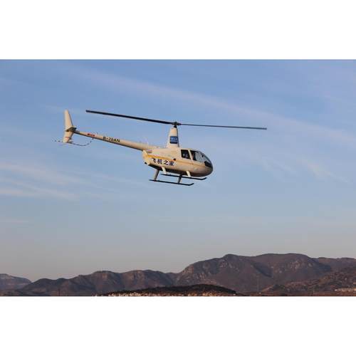 私人飞机 1974派战士 固定翼飞机