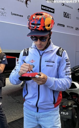 2025款MotoGp格雷西尼车队卫衣蓝色外套马王同款