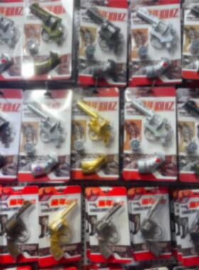 8090后怀旧儿童砸响玩具纸炮枪砸炮枪左轮不可发射复古模型