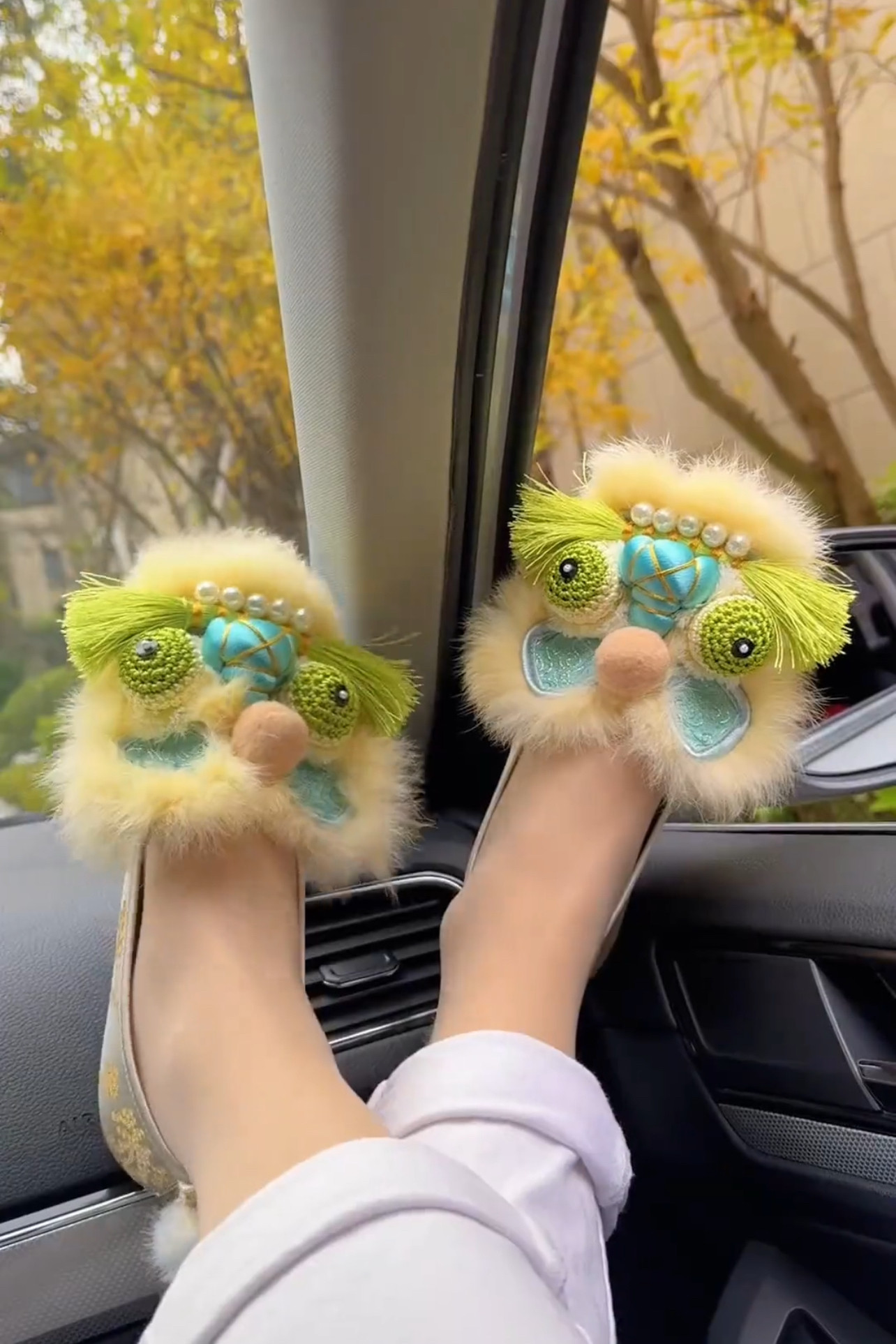 中国风虎头鞋新款2025女士休闲鞋子绣花鞋手工汉服鞋软底舒适