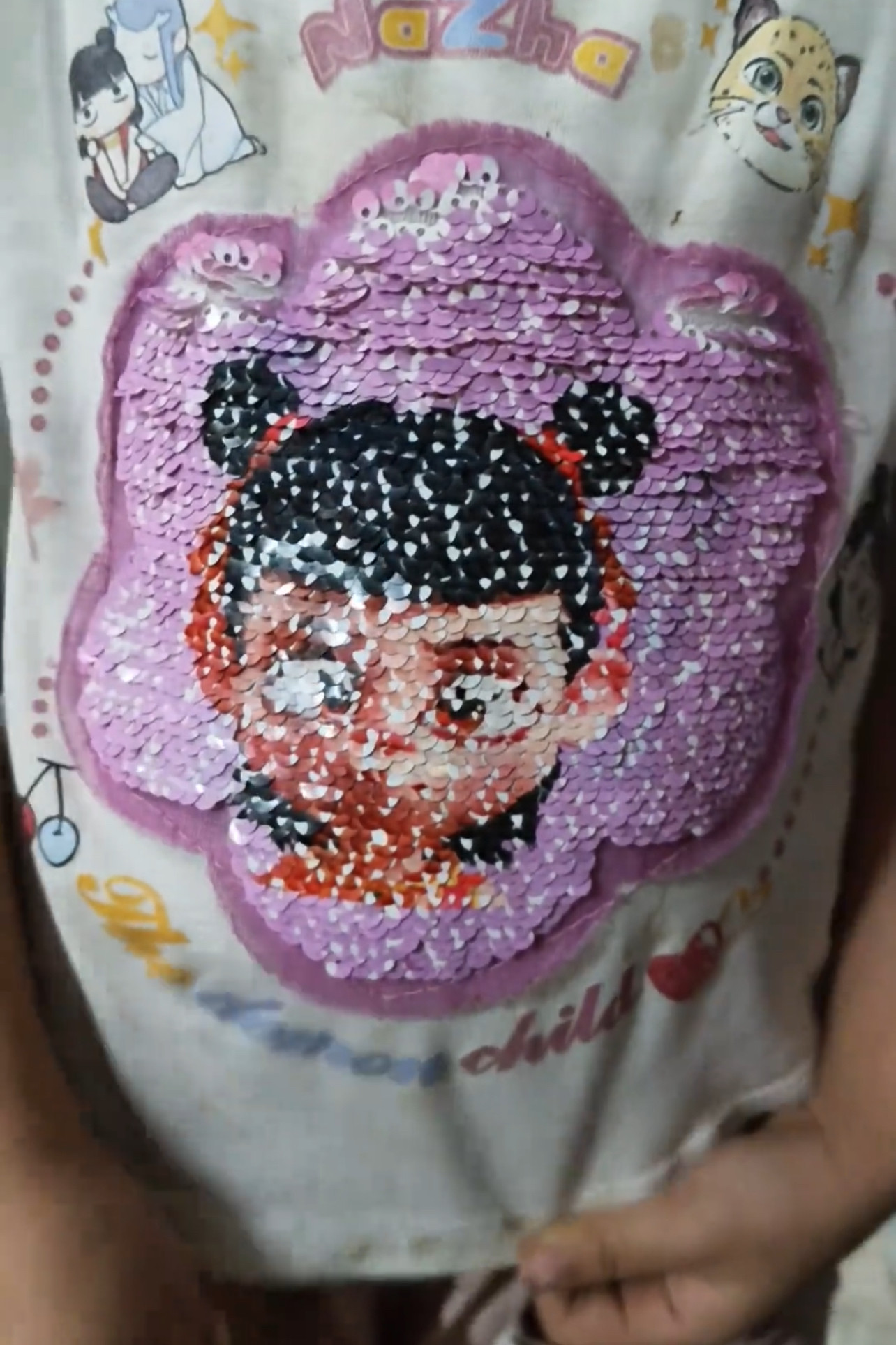 卡通图案夏季女宝宝短袖T恤洋气女童亮片变色哪吒套装可变换