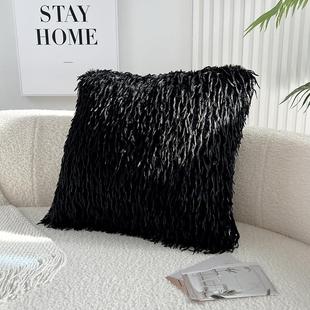 黑色羽毛形状长毛绒抱枕家用客厅沙发靠枕腰枕轻奢高端高颜值靠垫