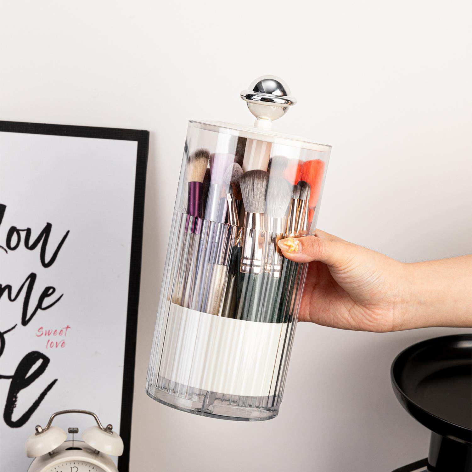 防尘化妆刷收纳筒按压自动升降眉笔刷子桶高级感梳妆台桌面整理盒