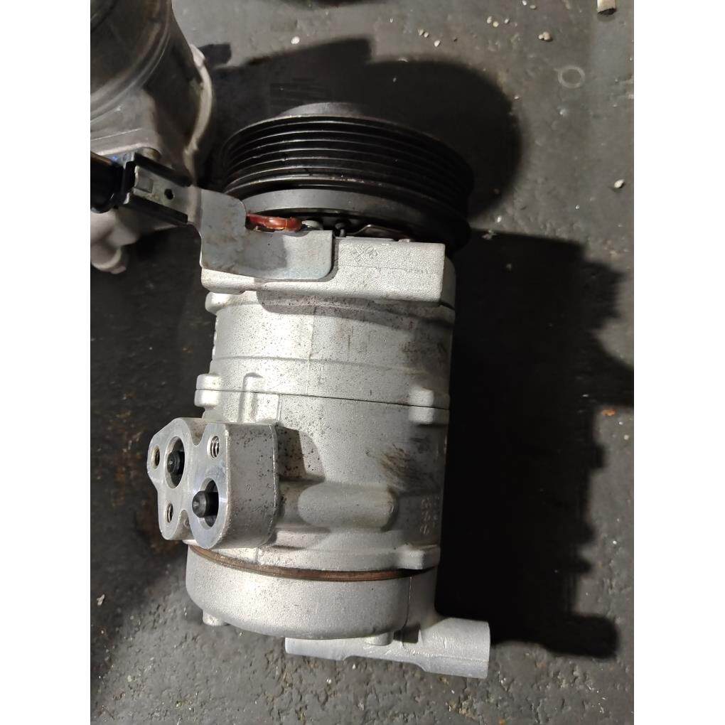 适用上汽大通G10/V80/G50汽车空调压缩机