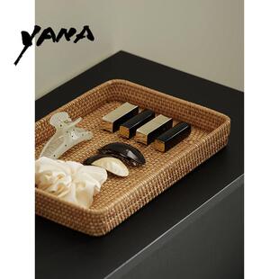 YANA亚纳桌面大号长方形藤编化妆品收纳盒高级感护肤品杂物整理盒
