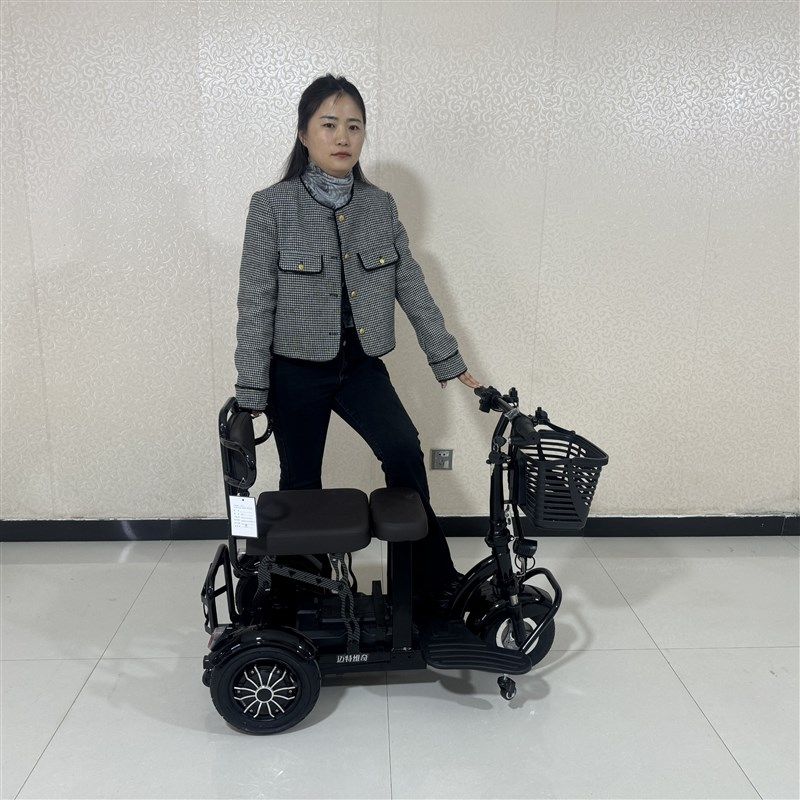 新款家用老年代步折叠锂电便携电动三轮车