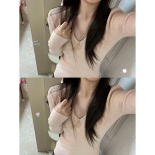 氛围感v领软糯针织打底上衣女秋修身坑条纯欲内搭韩版洋气毛衣