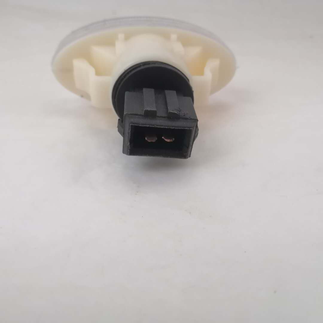 适配雷丁D50叶子板灯比德文6海全电动四轮汽车配件转向灯翼子板边