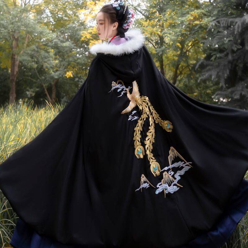 尚凤雅凤求凰汉服女正品原创绣花重工刺绣加绒加厚披风斗篷冬款,