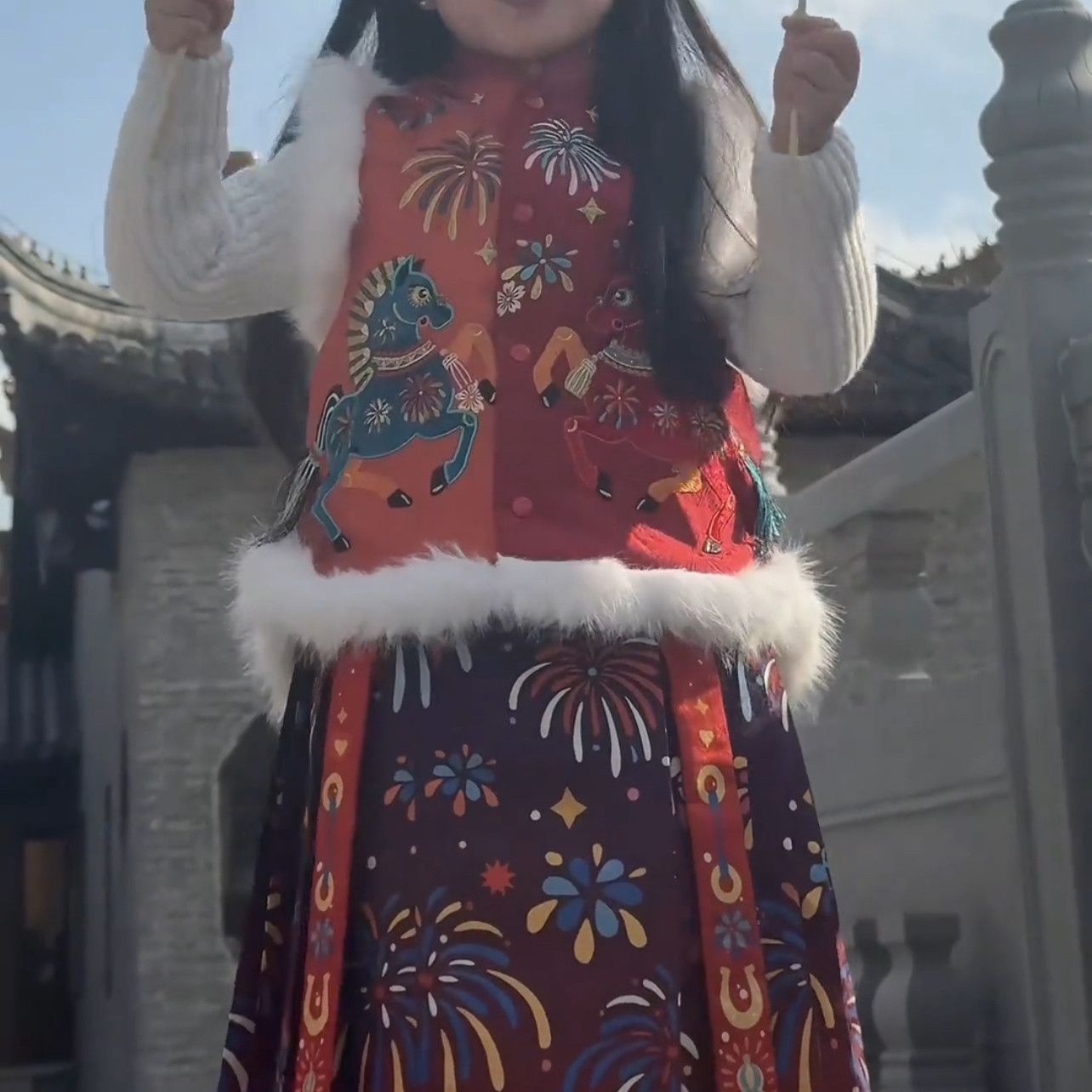 红色毛绒新款国风新中式儿童背心外出马夹童装女童马甲加绒冬装