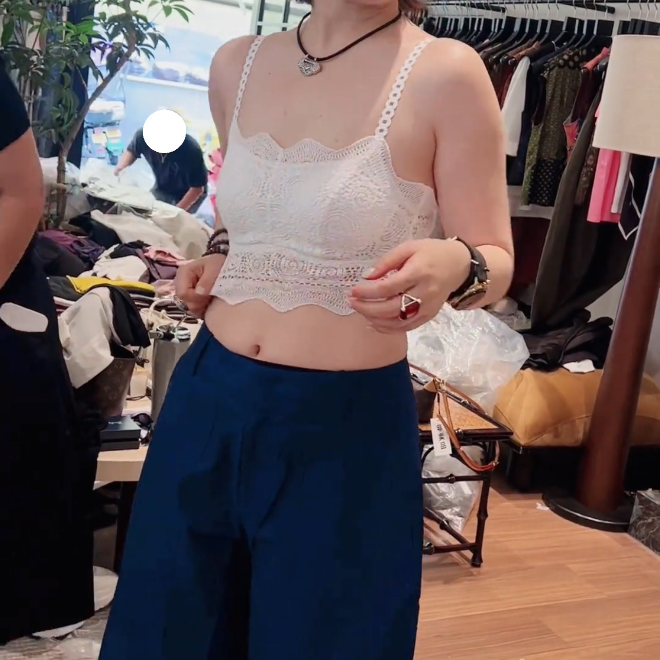 新款纯欲短款蕾丝抹胸式防走光吊带内衣后背接扣内搭打底美背背心