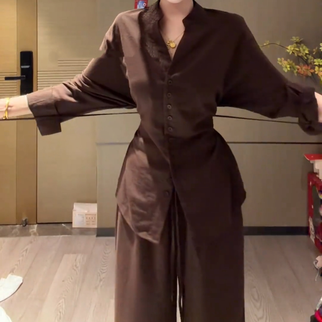 简约慵懒风百搭套装衬衫长袖休闲裤松弛感贵气女装新款2026