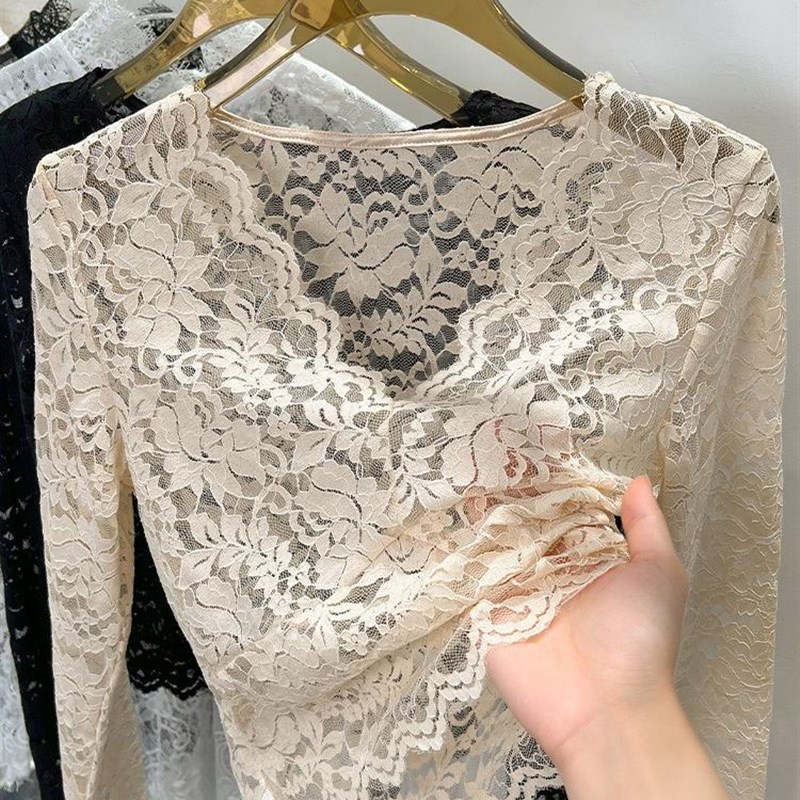 v领蕾丝打底衫女2022新款内搭长袖低领纱衣黑色小衫短款网纱上衣