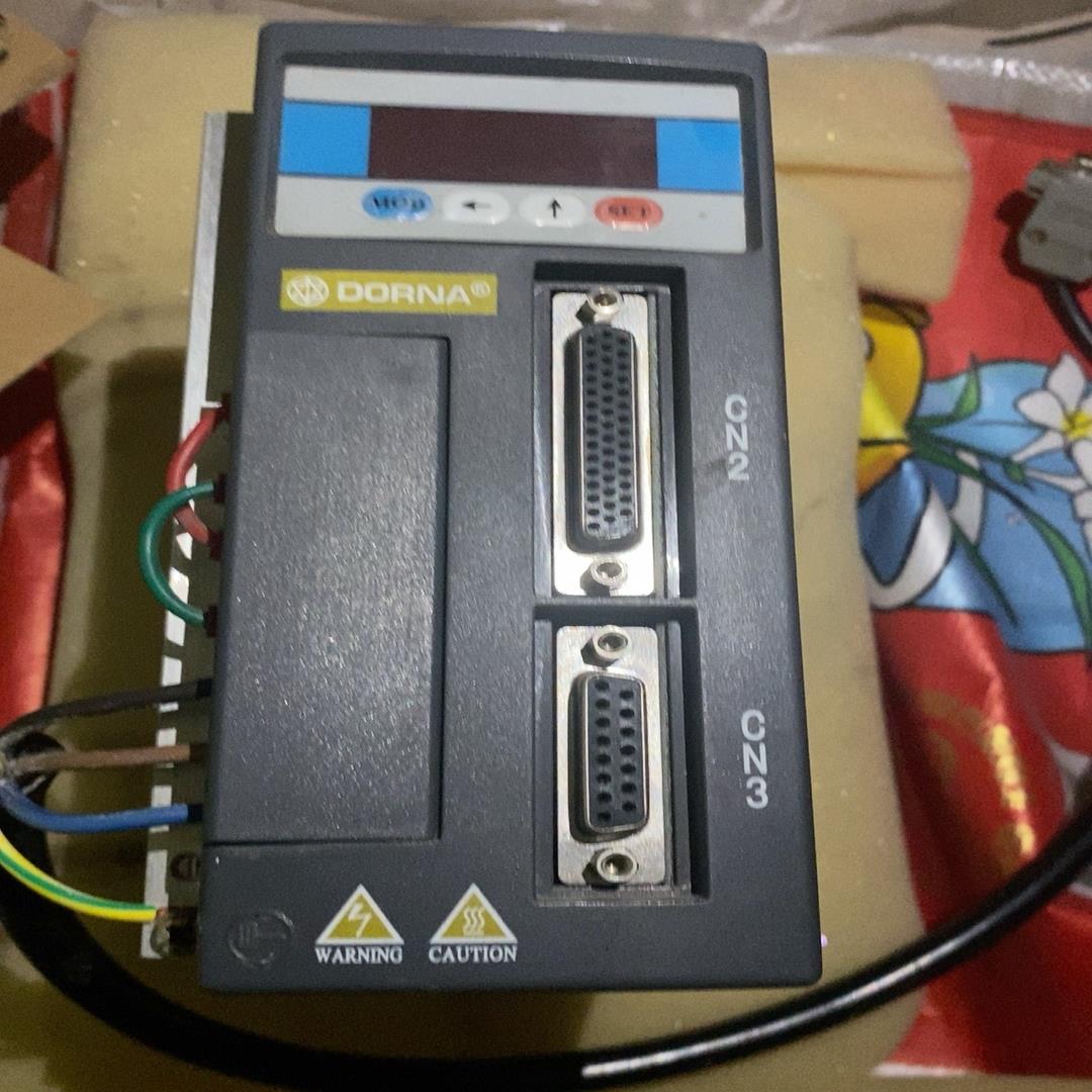 询价东菱1.2千瓦电机驱动器，5.6A。型号EPS-EB01D2